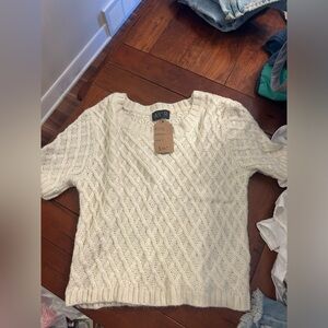cute cream short sleeve sweater